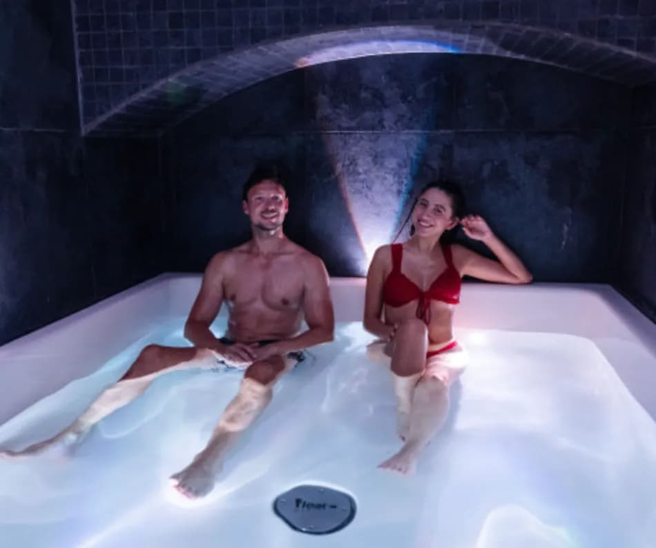Floating für 2 Personen in Frankfurt – private Premium-Auszeit